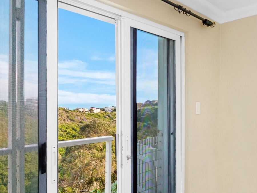 2 Bedroom Property for Sale in Cola Beach Western Cape